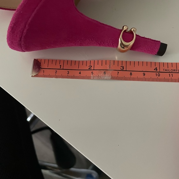 Coach Open Toe Sandal - Picture 8 of 8